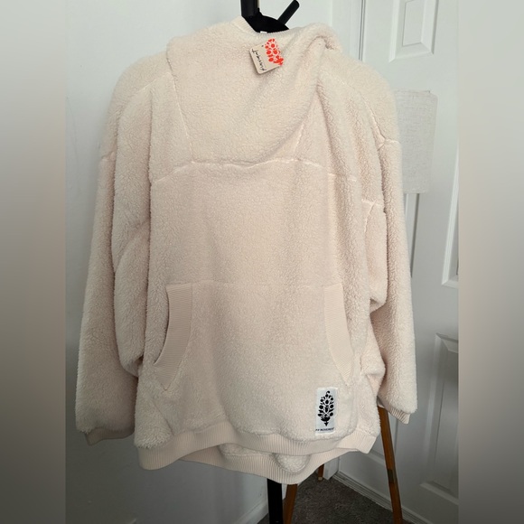 NWT FREE PEOPLE MOVEMENT Scout It Out Fleece Pullover | Birch Tree MSRP $148 - Picture 6 of 10